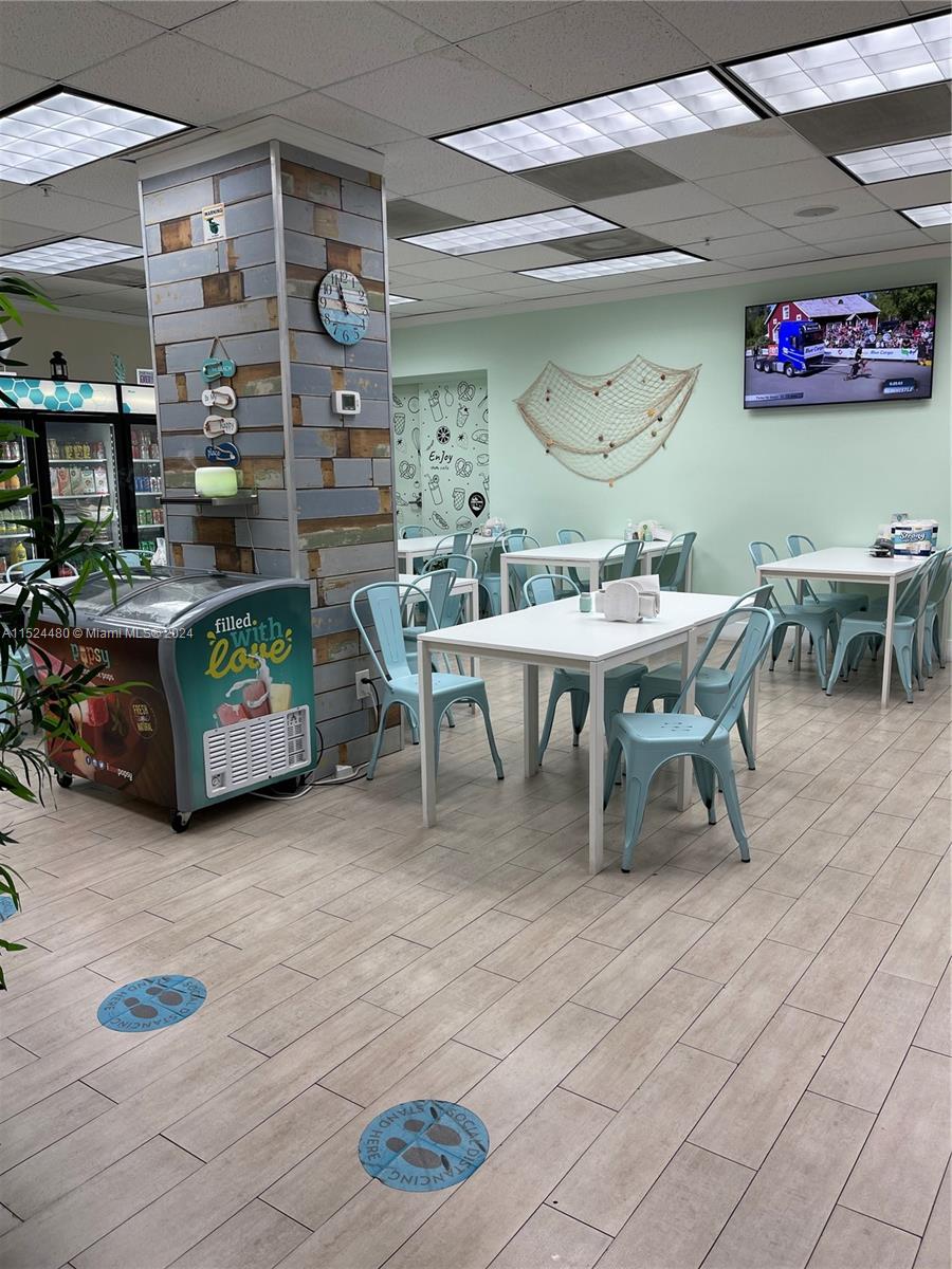 TIDES ON HOLLYWOOD BEACH - Residential Lease