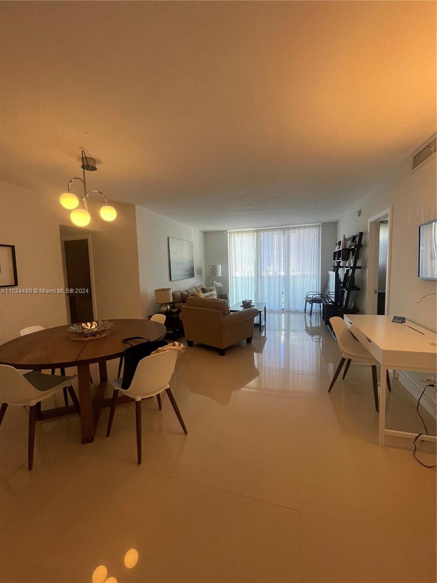 3801 S Ocean Dr 15V, Hollywood, Broward County, Florida - 2 Bedrooms  
2 Bathrooms - 