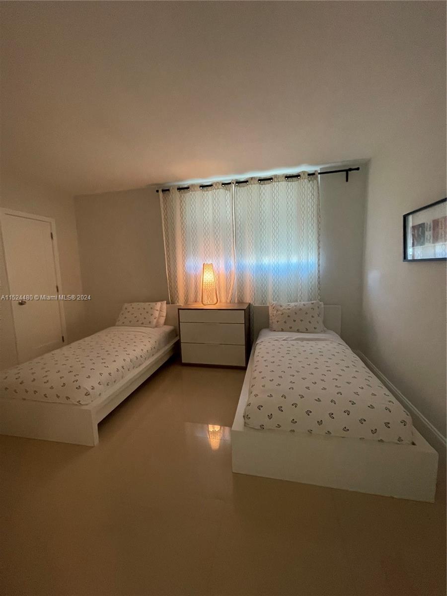 TIDES ON HOLLYWOOD BEACH - Residential Lease