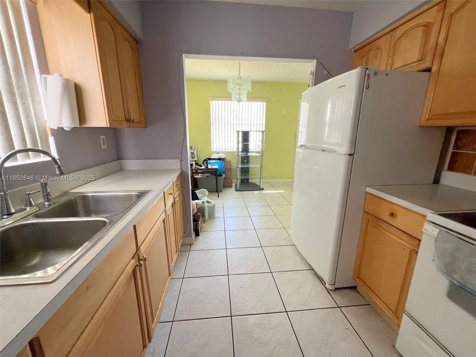 PALMLAND HOMES SOUTH NO O - Residential