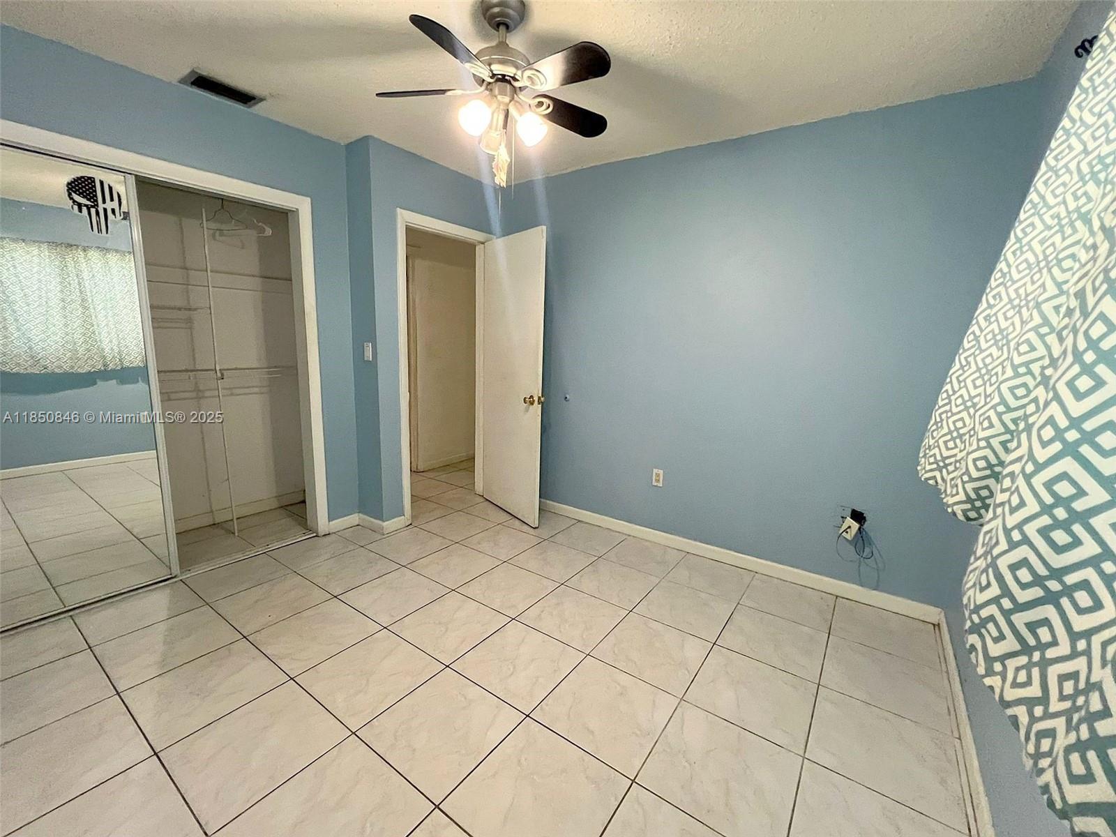 PALMLAND HOMES SOUTH NO O - Residential