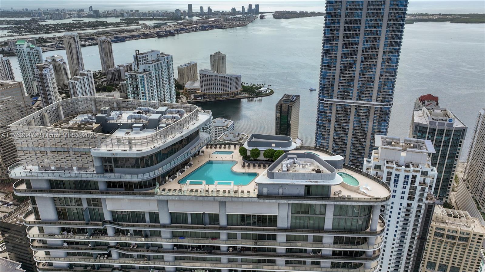 1000 Brickell Plz 4110