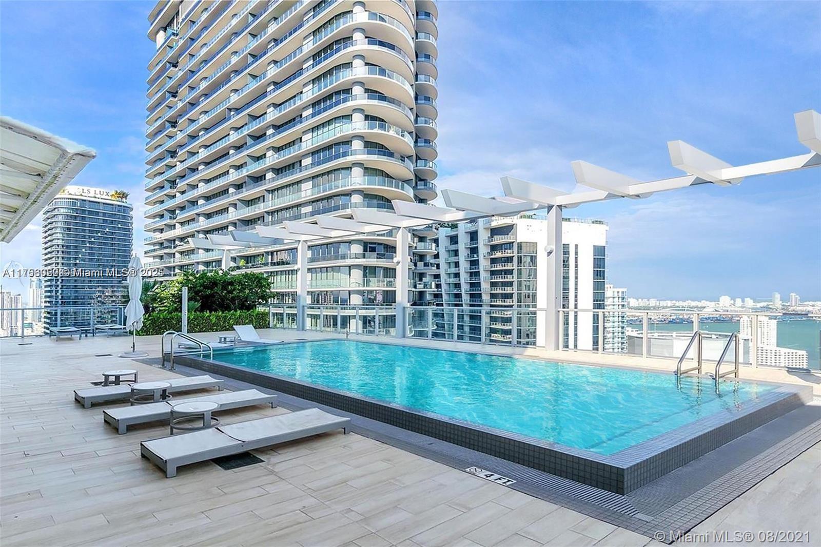 1100 MILLECENTO RESIDENCE - Residential