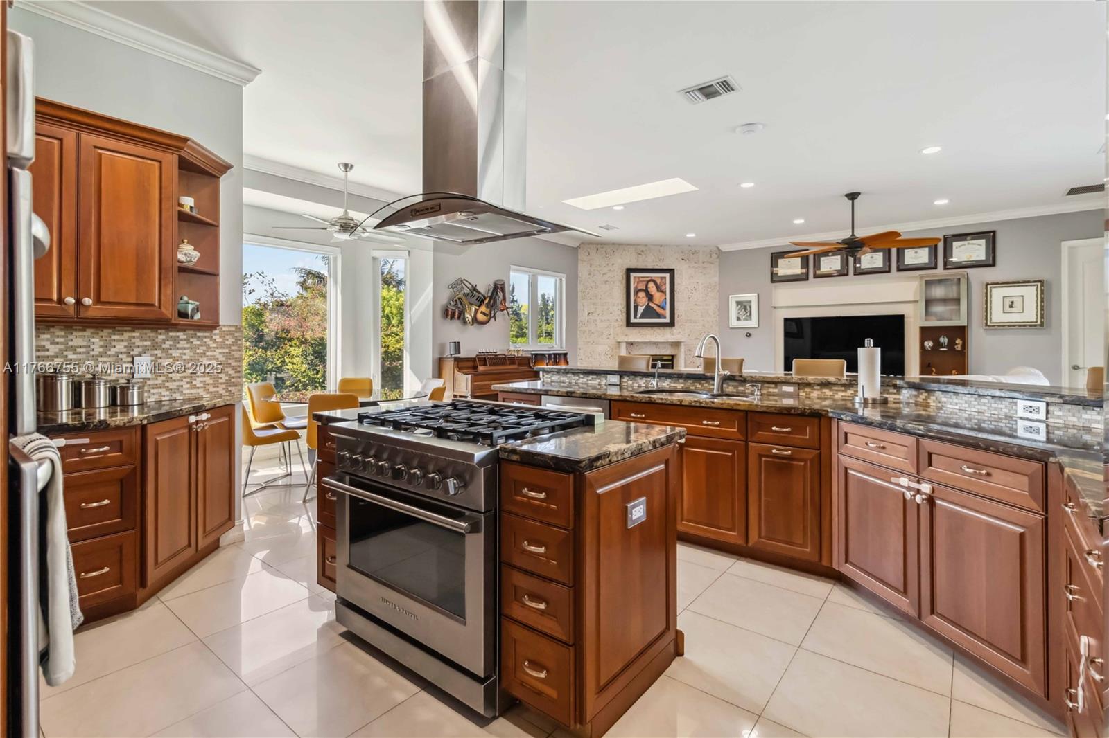 EVERGLADES SUGAR & LAND C - Residential