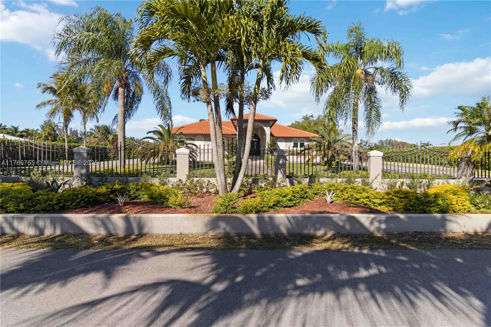 EVERGLADES SUGAR & LAND C - Residential