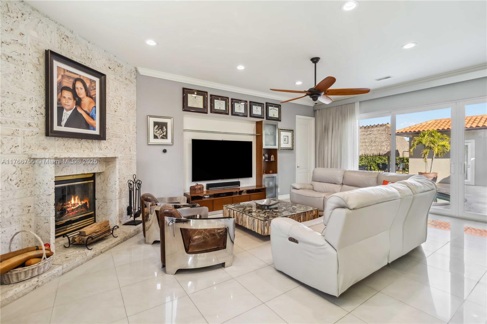 EVERGLADES SUGAR & LAND C - Residential