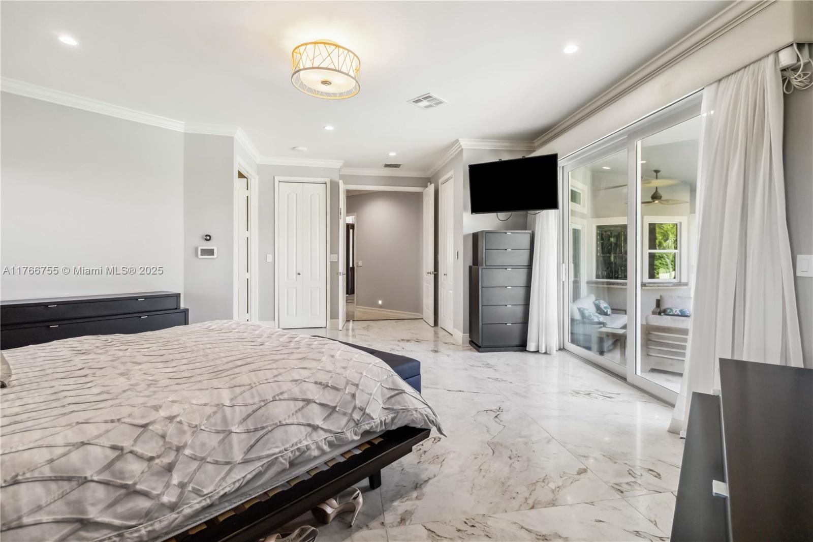 EVERGLADES SUGAR & LAND C - Residential