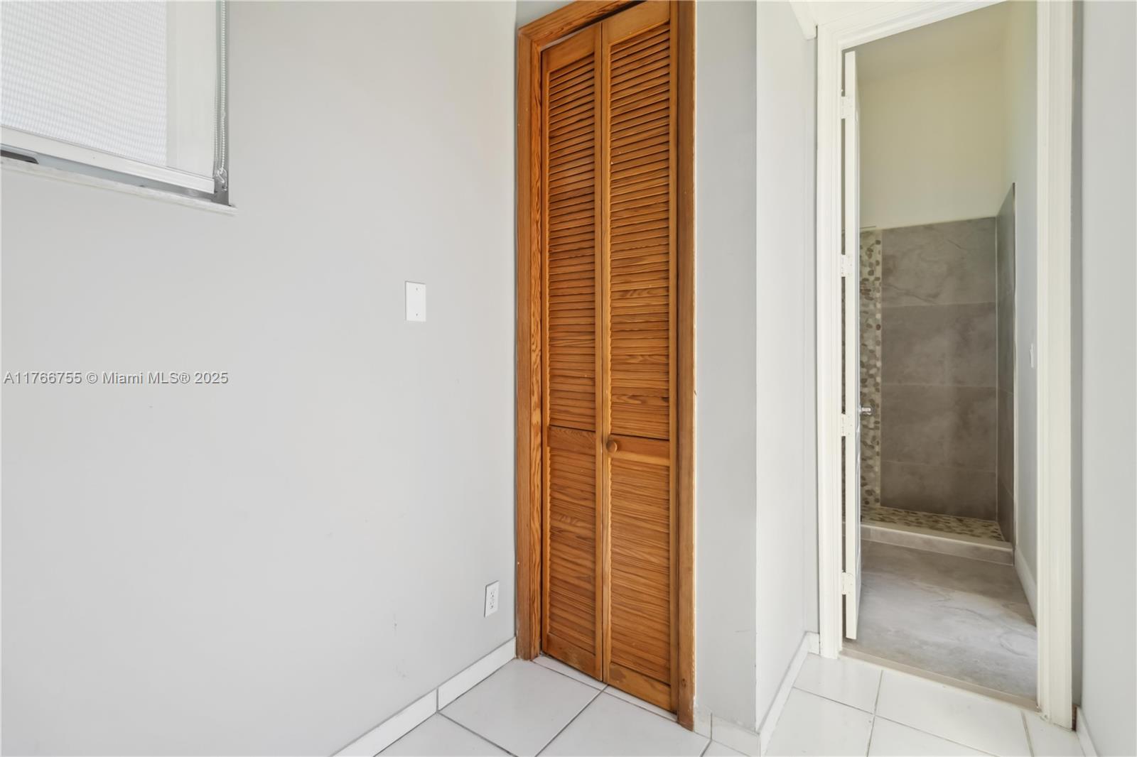 EVERGLADES SUGAR & LAND C - Residential