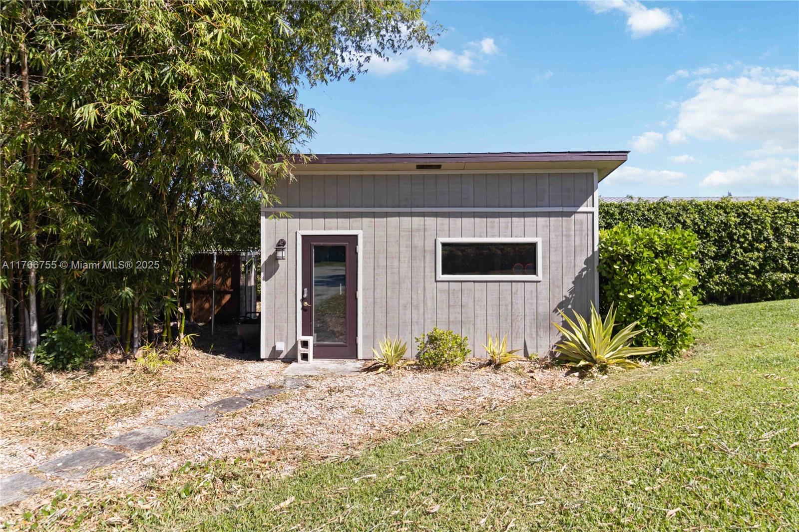 EVERGLADES SUGAR & LAND C - Residential