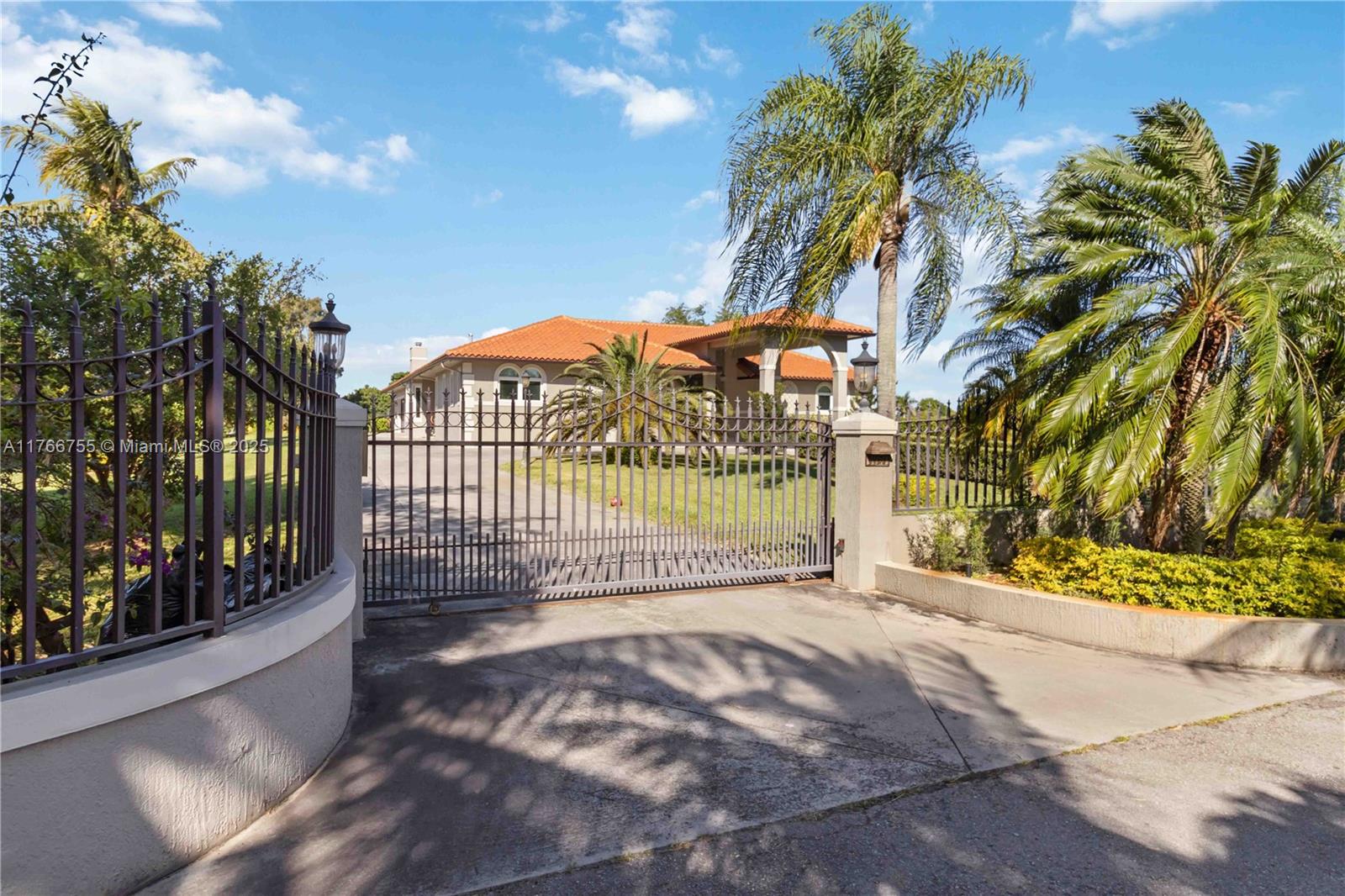 3950 SW 130th Ave