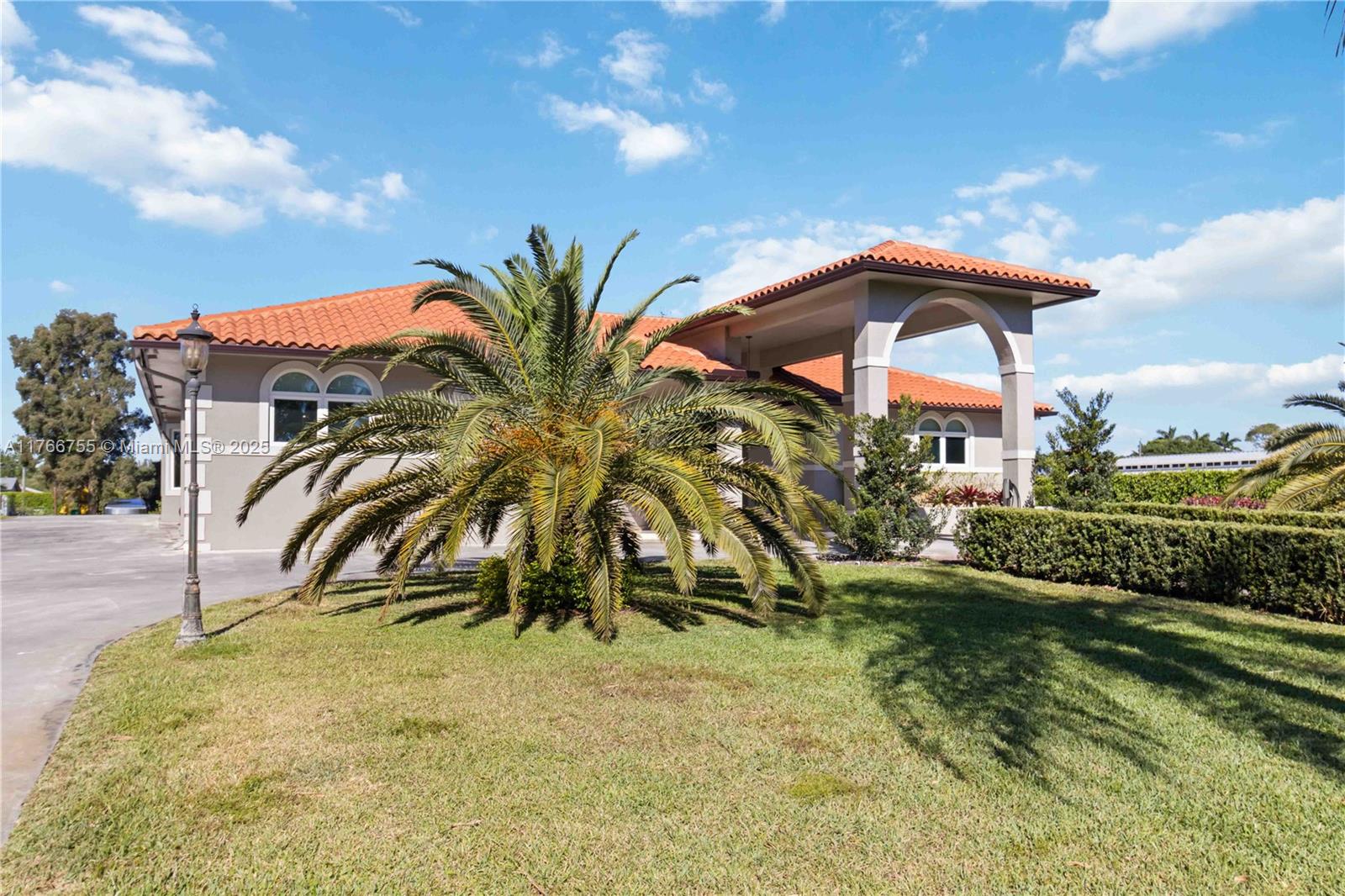 3950 SW 130th Ave