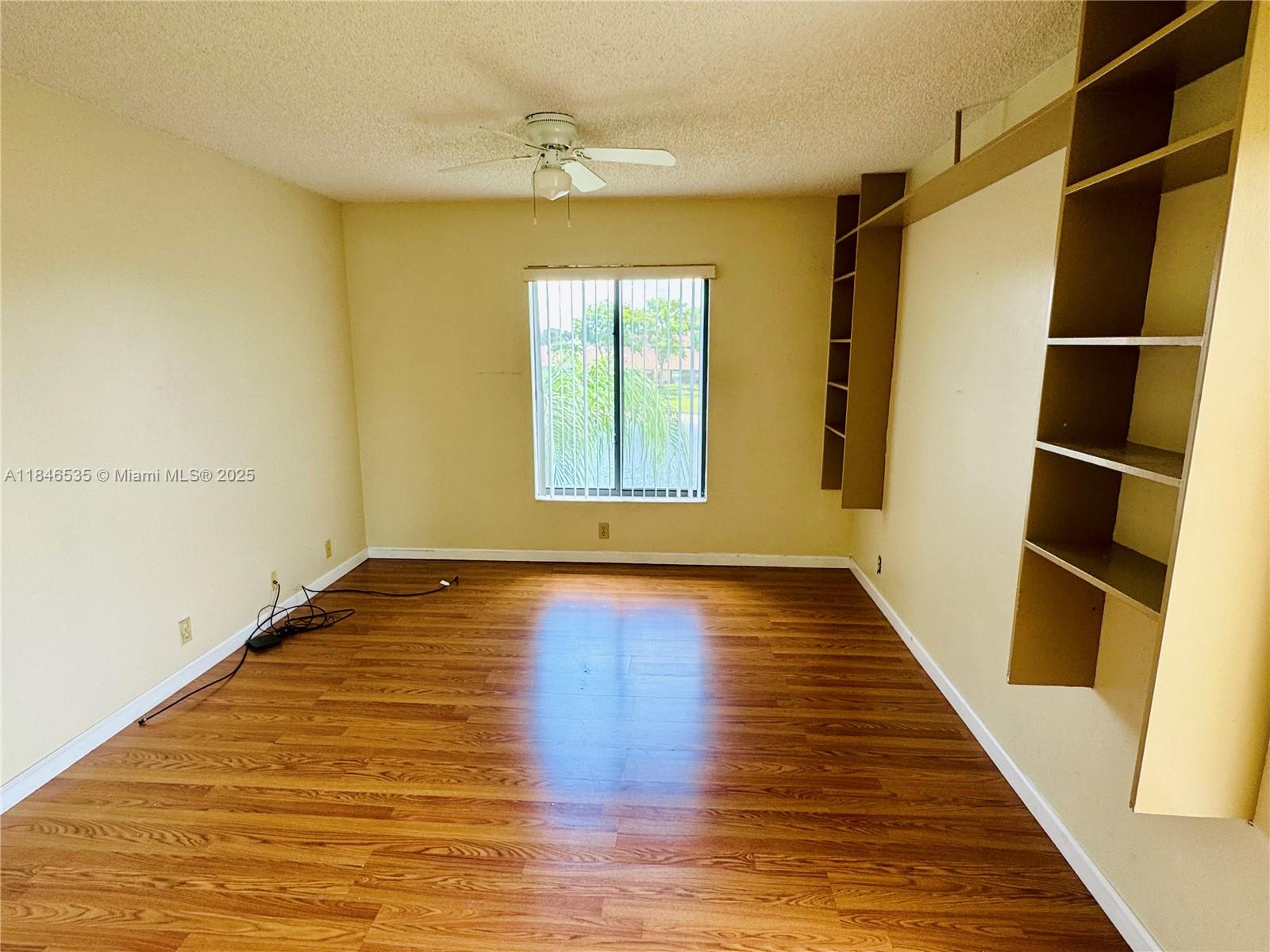 PINE RIDGE NORTH VILLAGE - Residential Lease