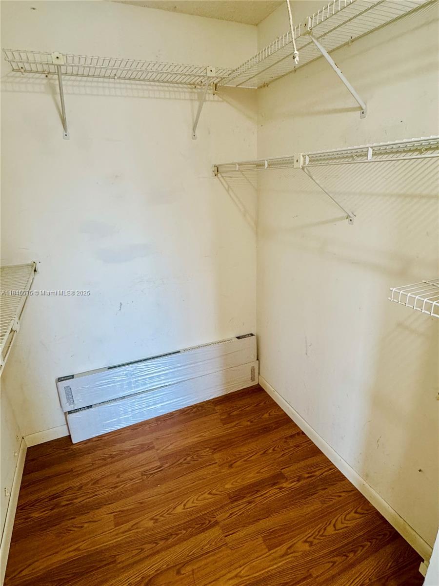 PINE RIDGE NORTH VILLAGE - Residential Lease
