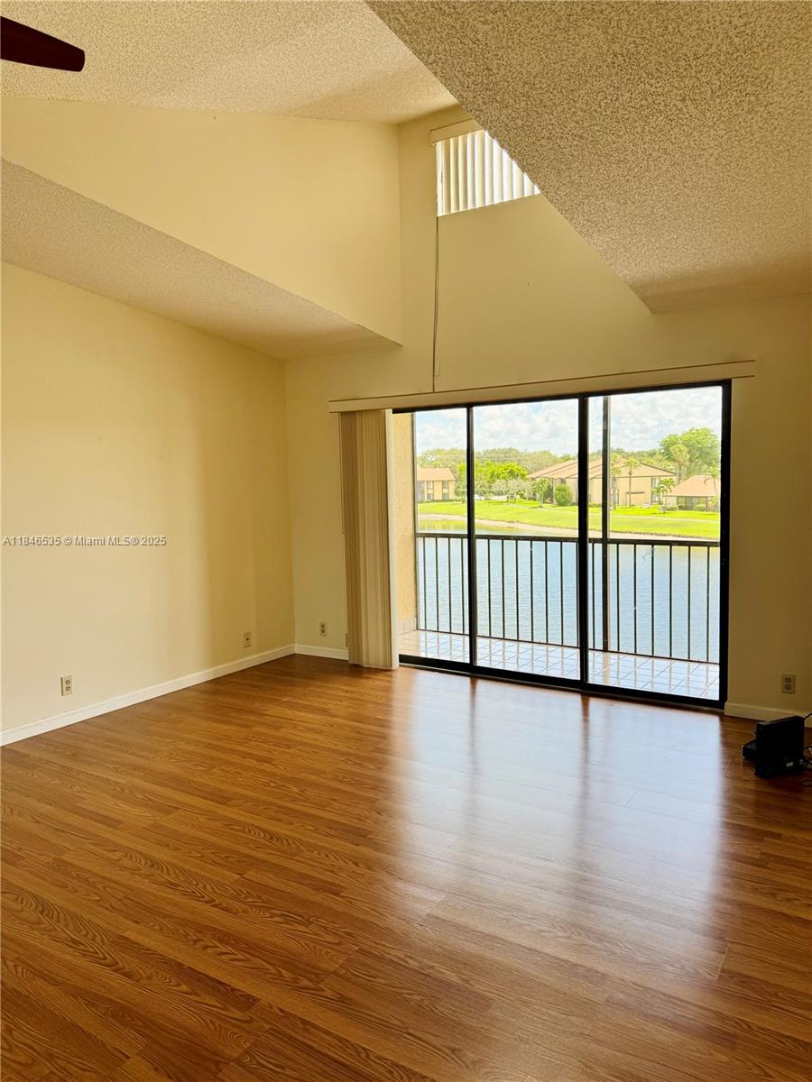 PINE RIDGE NORTH VILLAGE - Residential Lease