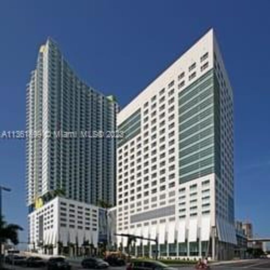 CLASS A FULL SERVICE OFFICE AT LATITUDE ONE. TWO SEPARATE OFFICES AND RECEPTION AREA FOR A TOTAL OF 647 SQ.FT FACING SOUTH WITH BEAUTIFUL VIEWS OF BRICKELL. NEW CARPET