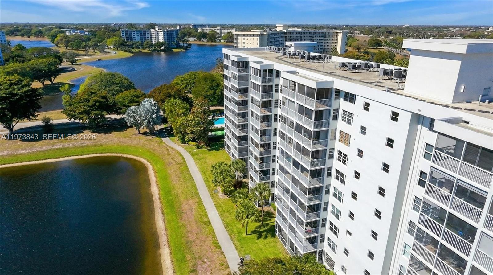 NO 53 PALM-AIRE COUNTRY C - Residential