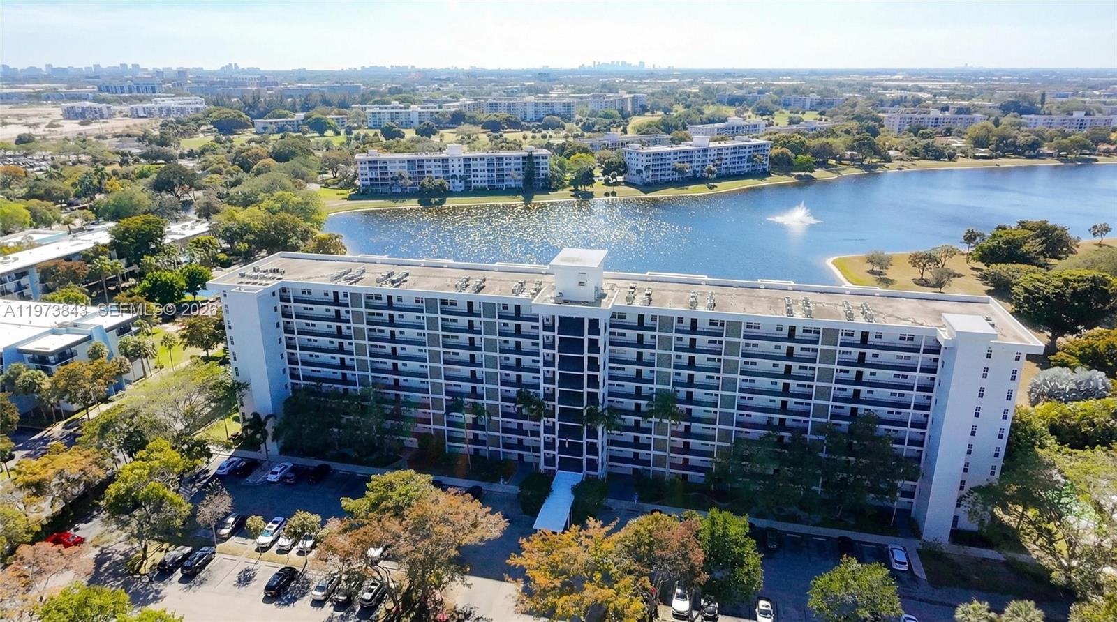 NO 53 PALM-AIRE COUNTRY C - Residential