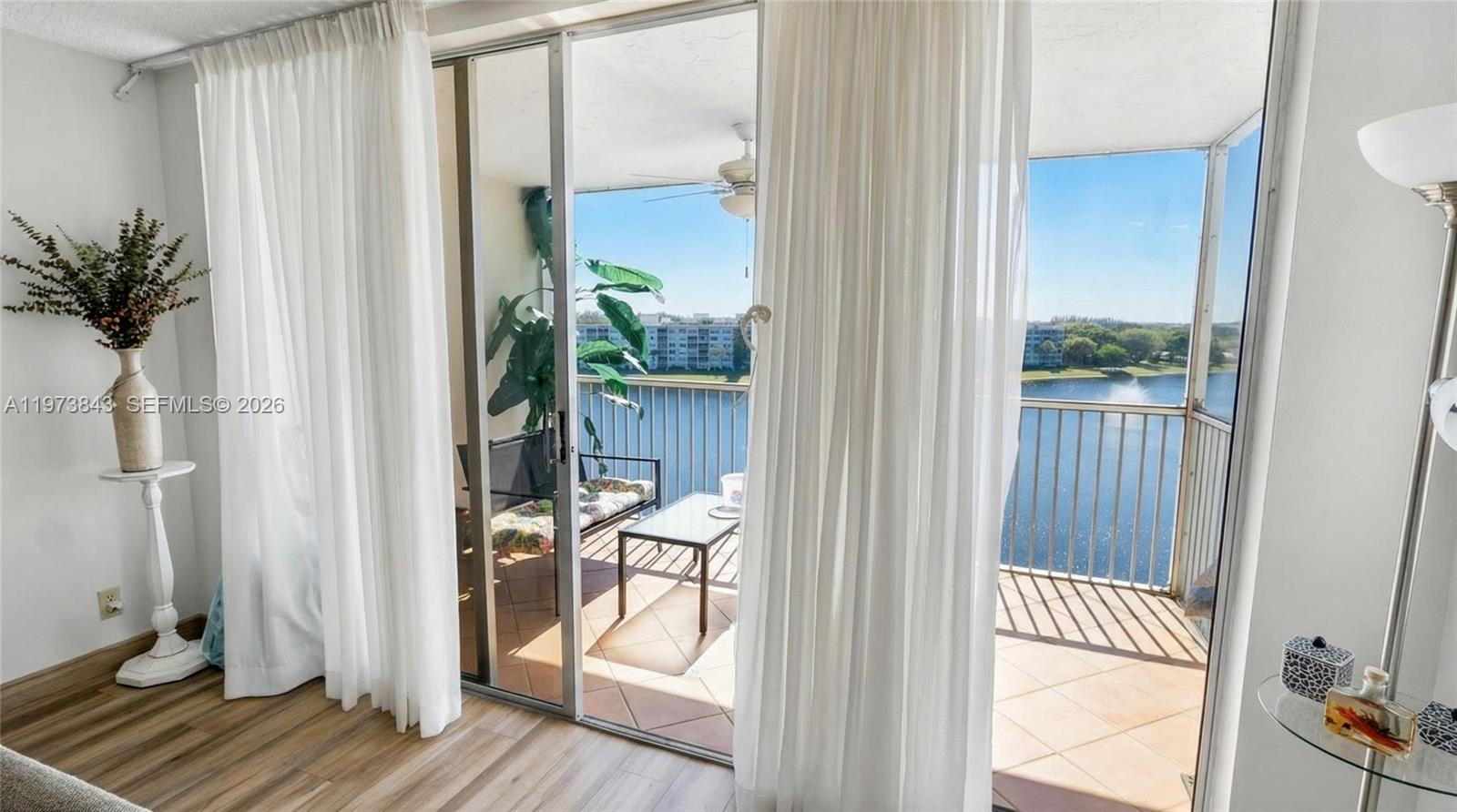 NO 53 PALM-AIRE COUNTRY C - Residential