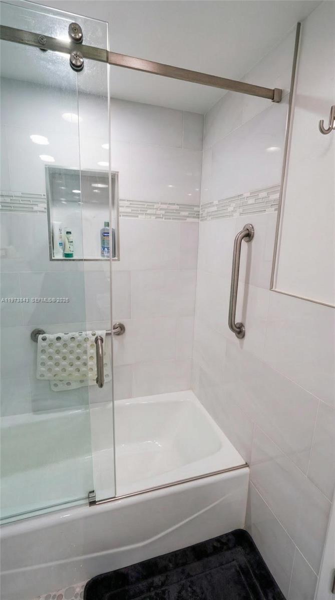 NO 53 PALM-AIRE COUNTRY C - Residential