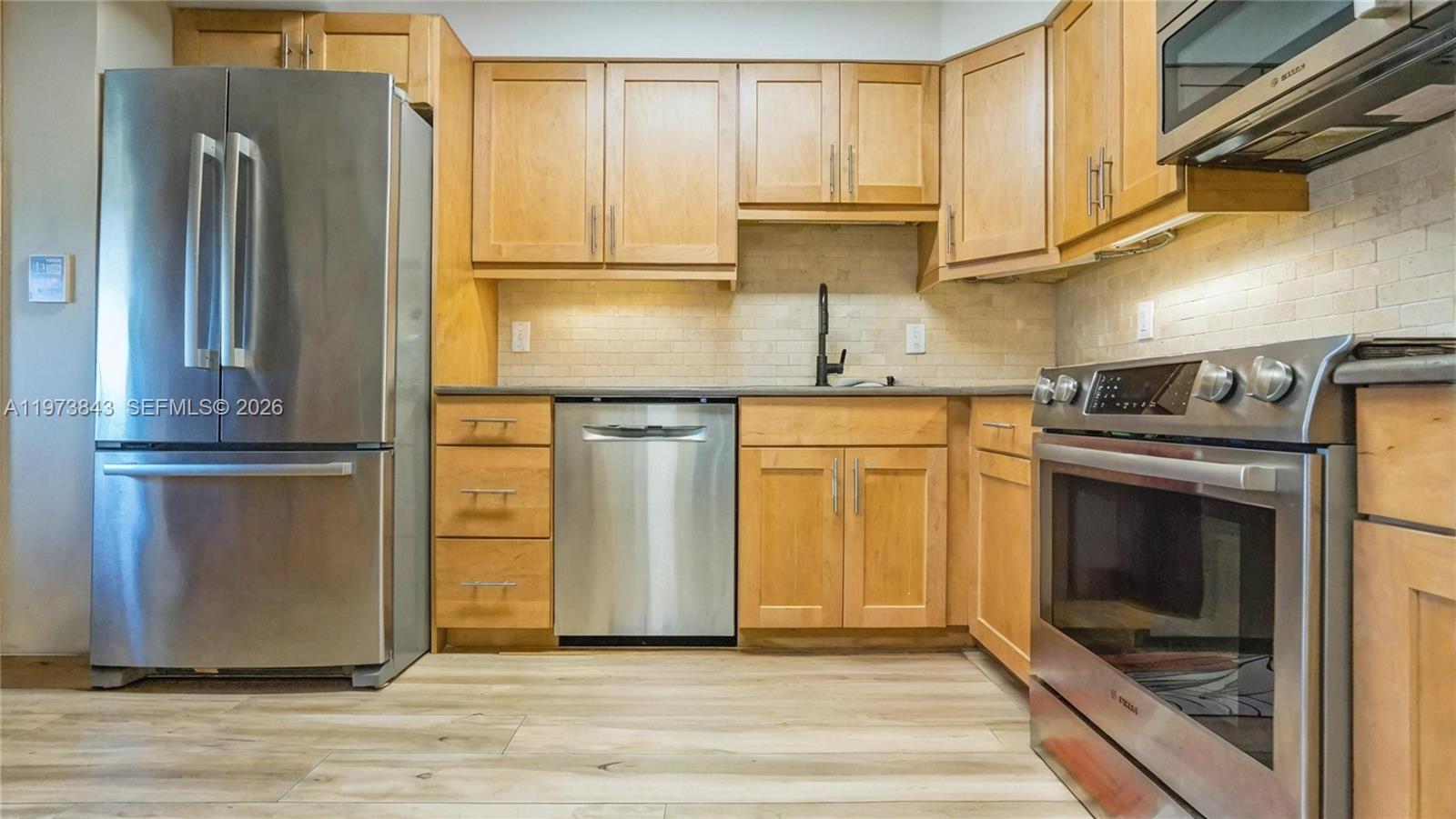 NO 53 PALM-AIRE COUNTRY C - Residential