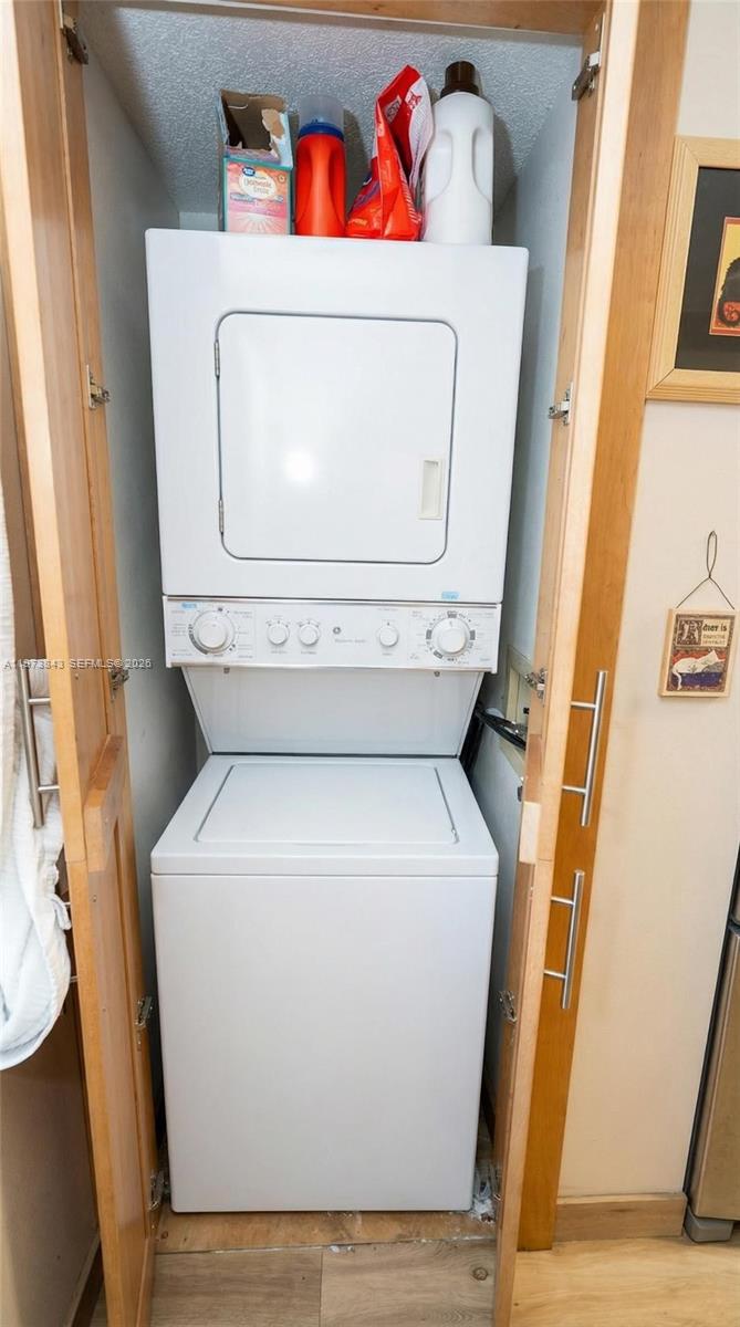 NO 53 PALM-AIRE COUNTRY C - Residential