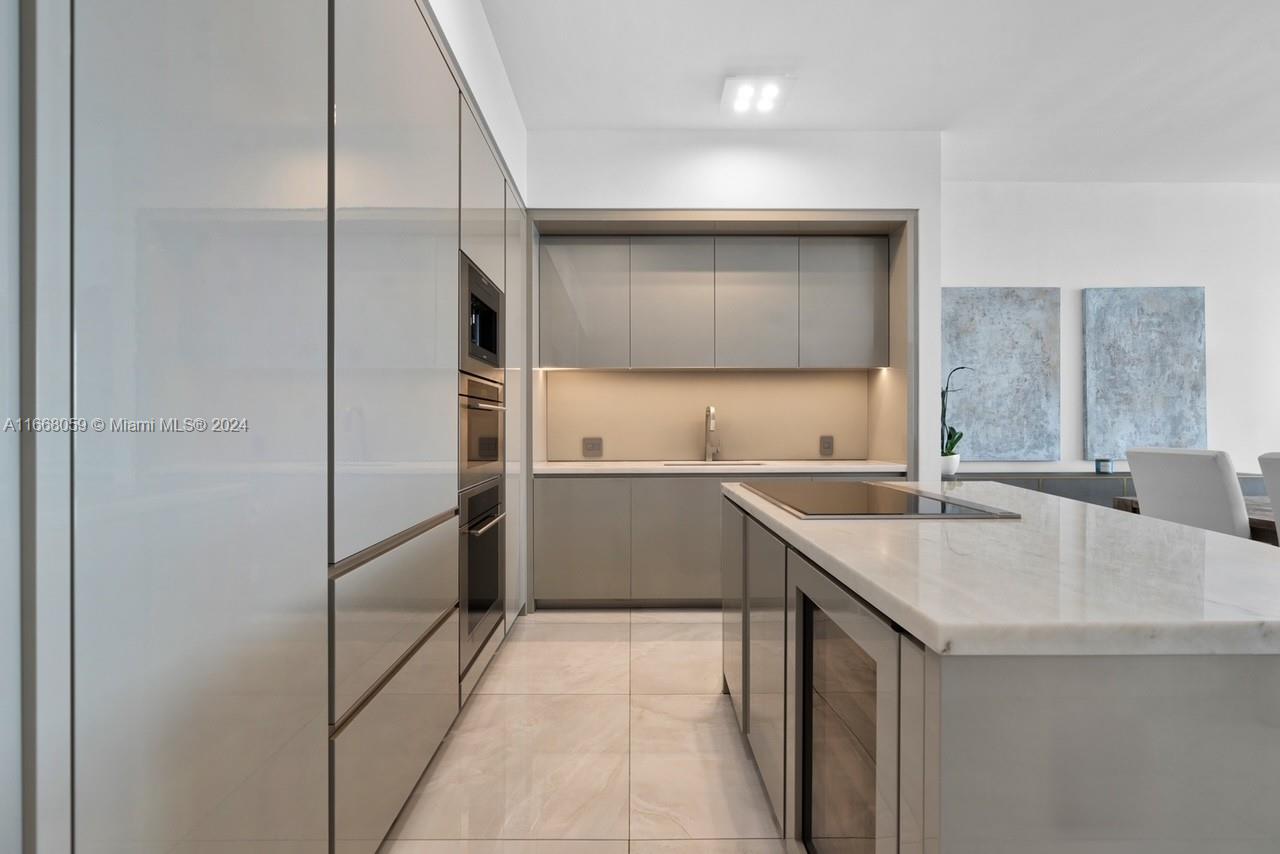 18975 COLLINS CONDO - Residential