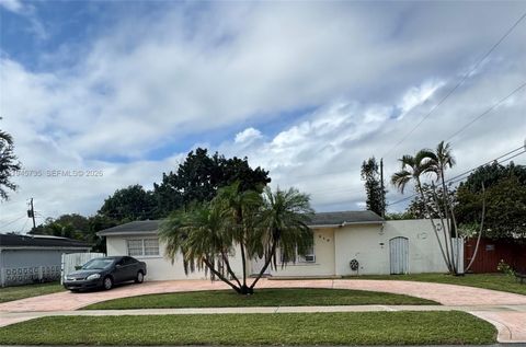 Photo of 210 SW 65th Ave, Pembroke Pines, FL 33023 (MLS # A11945735)