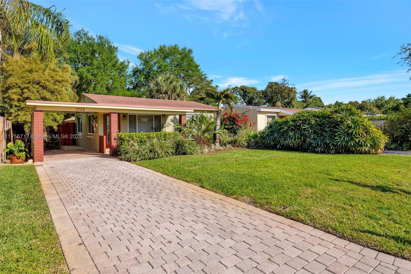 1732 Nw 7th Ave, Fort Lauderdale, Broward County, Florida - 2 Bedrooms  
1 Bathrooms - 