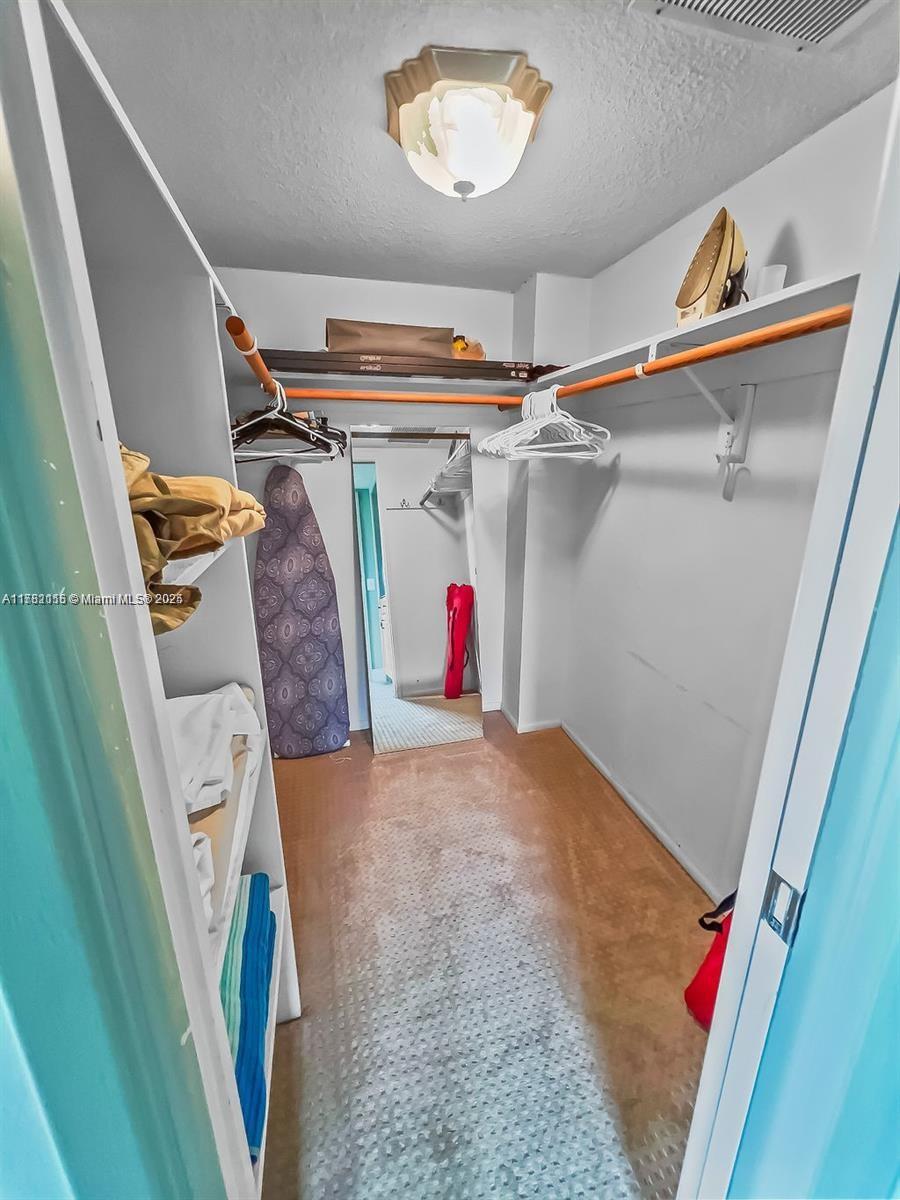 PALM AIRE - Residential