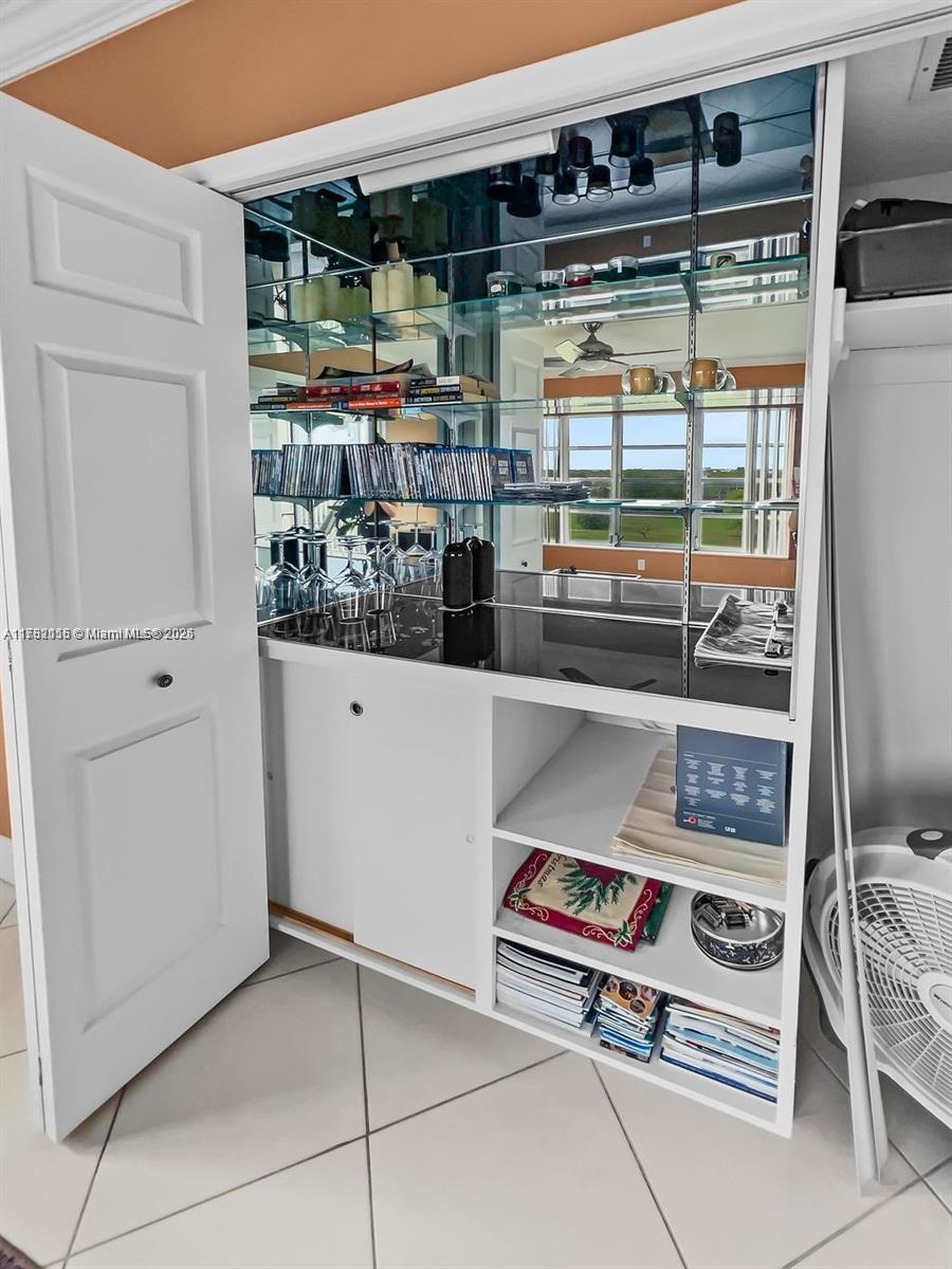 PALM AIRE - Residential