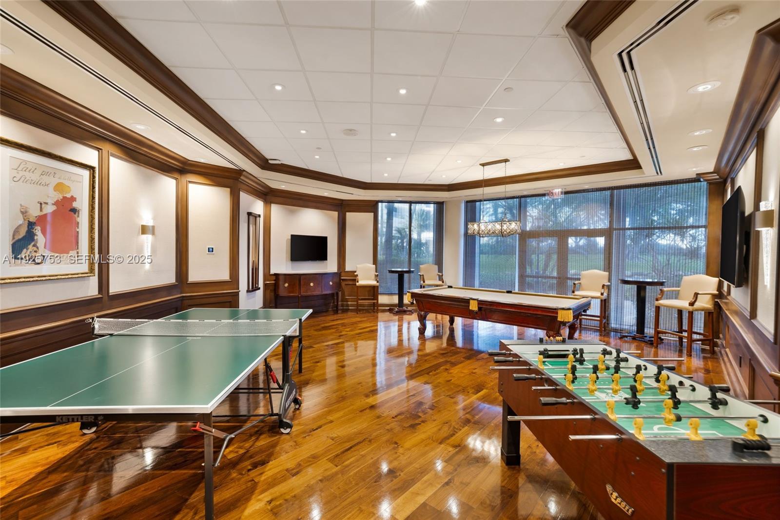 2600 ISL BLVD WILLIAMS IS - Residential