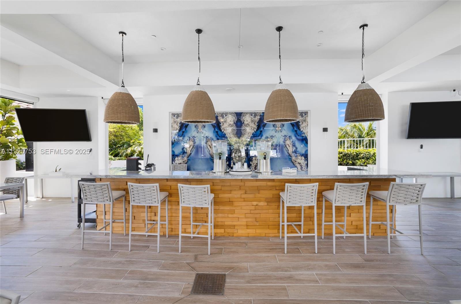 2600 ISL BLVD WILLIAMS IS - Residential