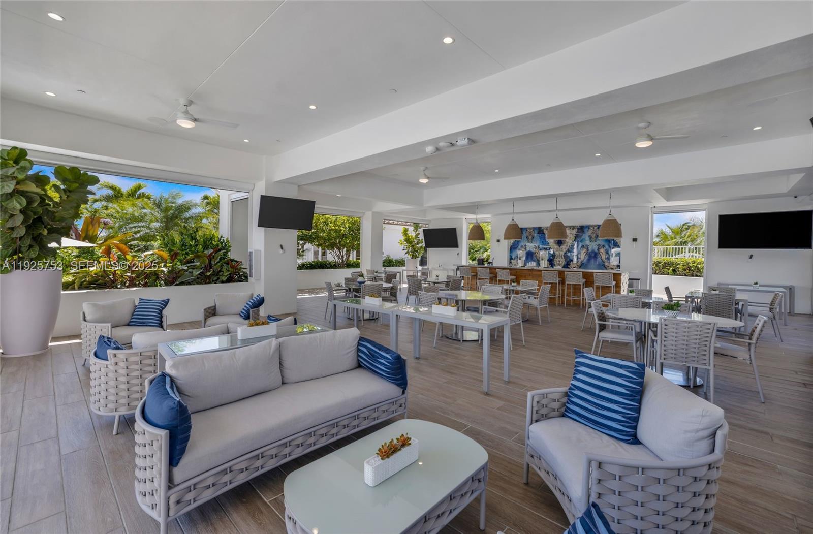 2600 ISL BLVD WILLIAMS IS - Residential