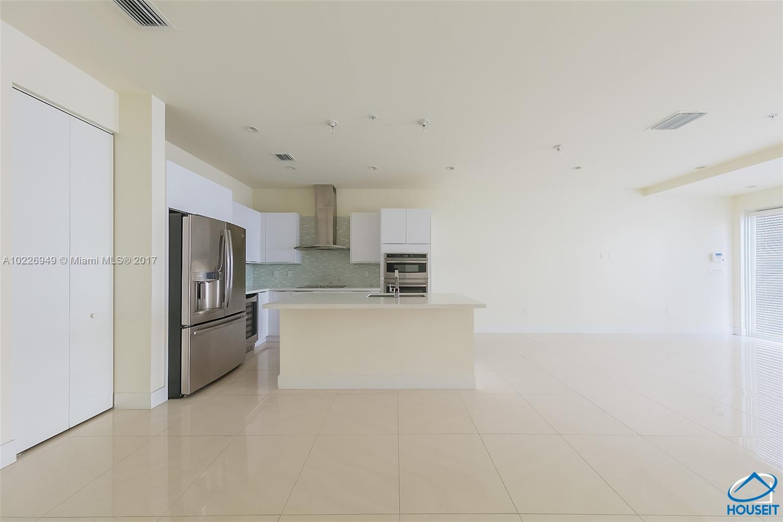 LANDMARK AT DORAL CONDO - Residential Lease