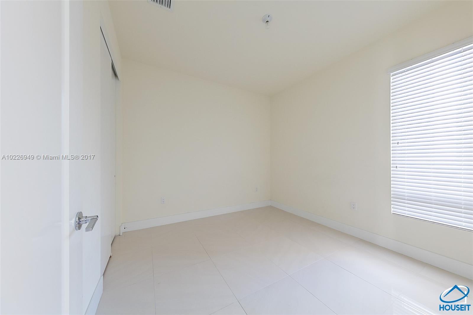 LANDMARK AT DORAL CONDO - Residential Lease