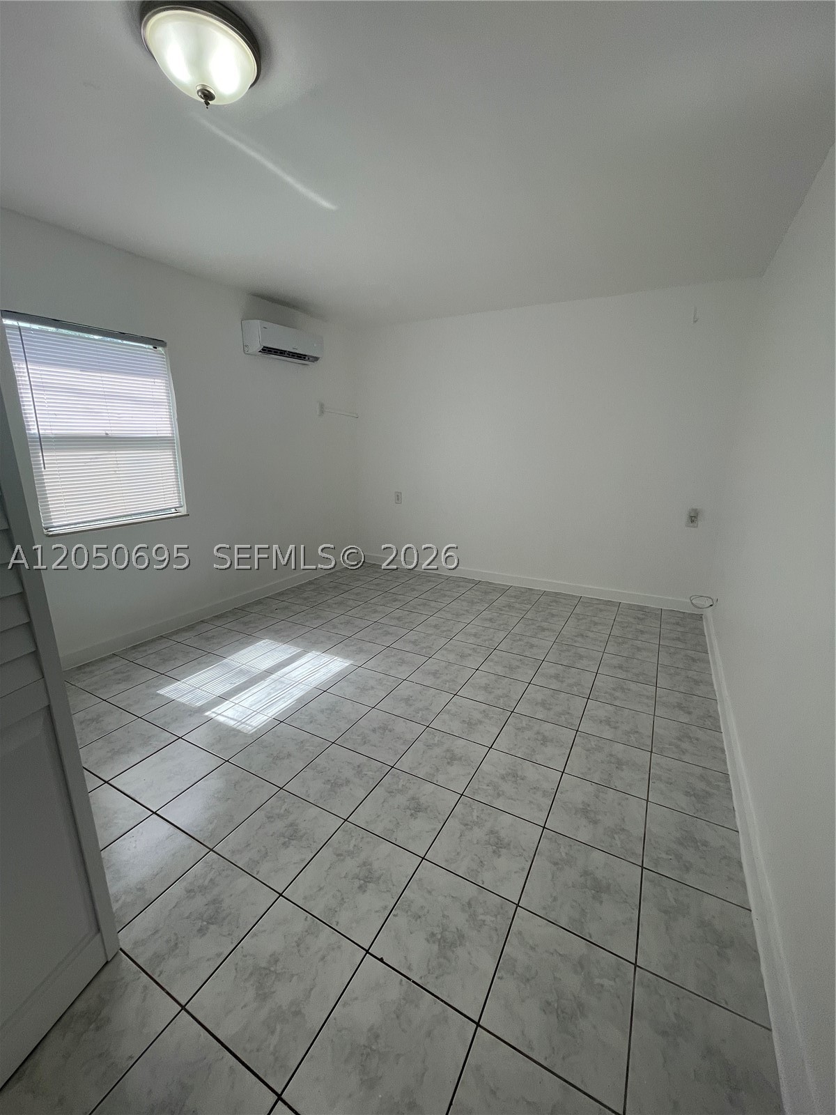 1567 NE 110th Ter C