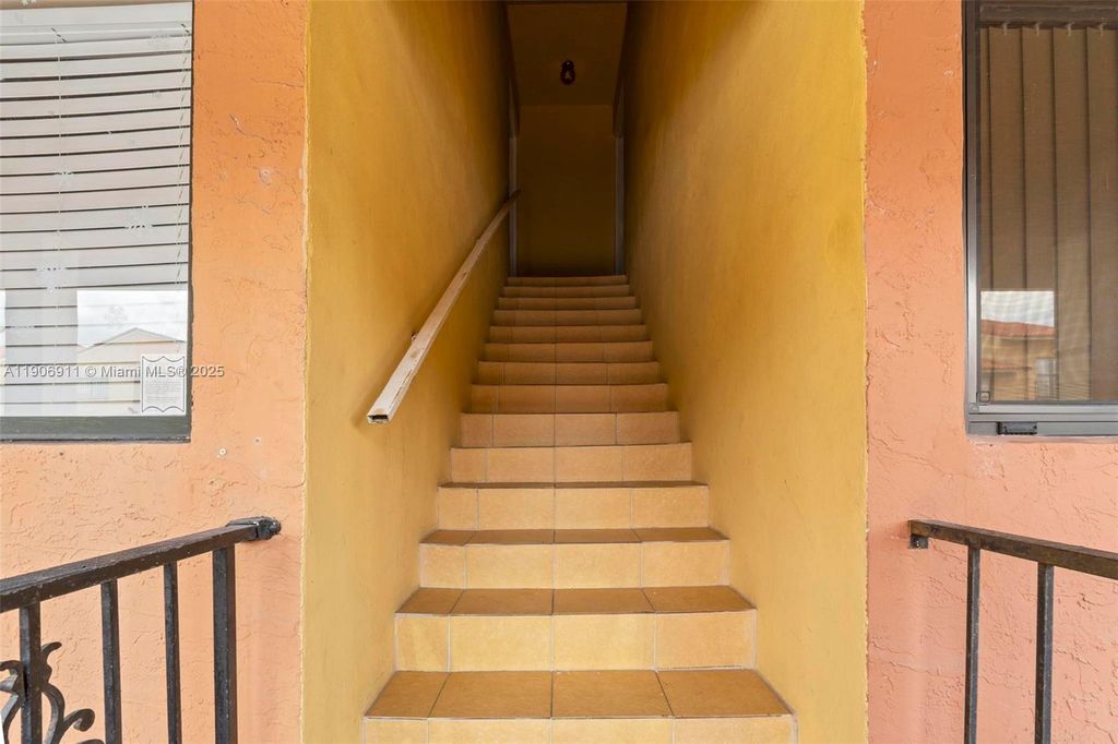 Photo of 2735 W 61st Pl #204, Hialeah, FL 33016 (MLS # A11906911)