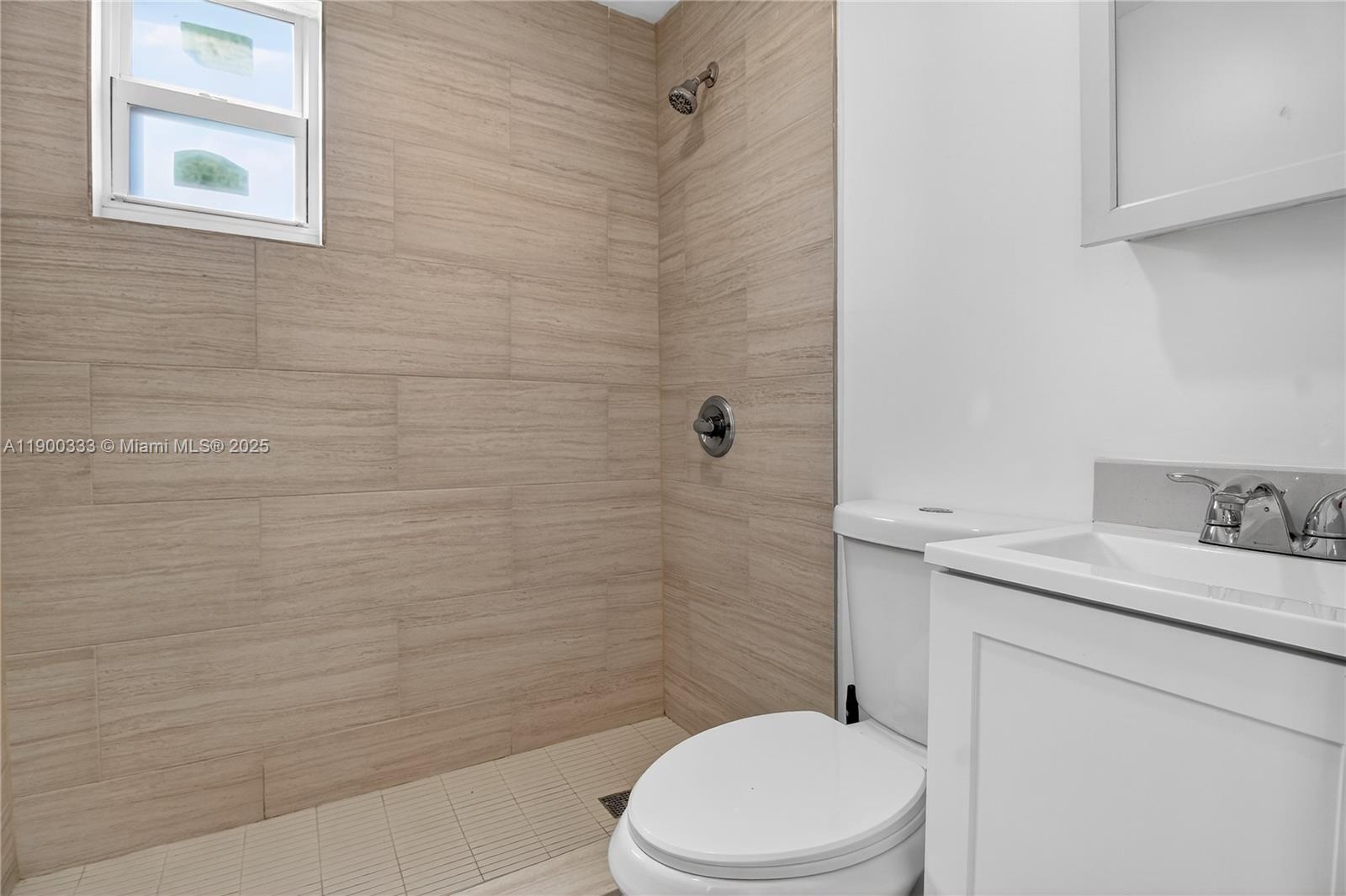 PINEWOOD PARK 2ND ADDN AM - Residential Lease