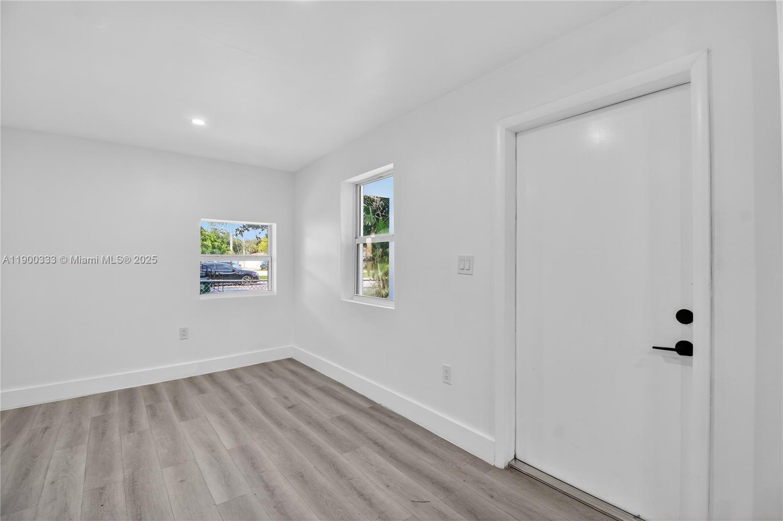 PINEWOOD PARK 2ND ADDN AM - Residential Lease