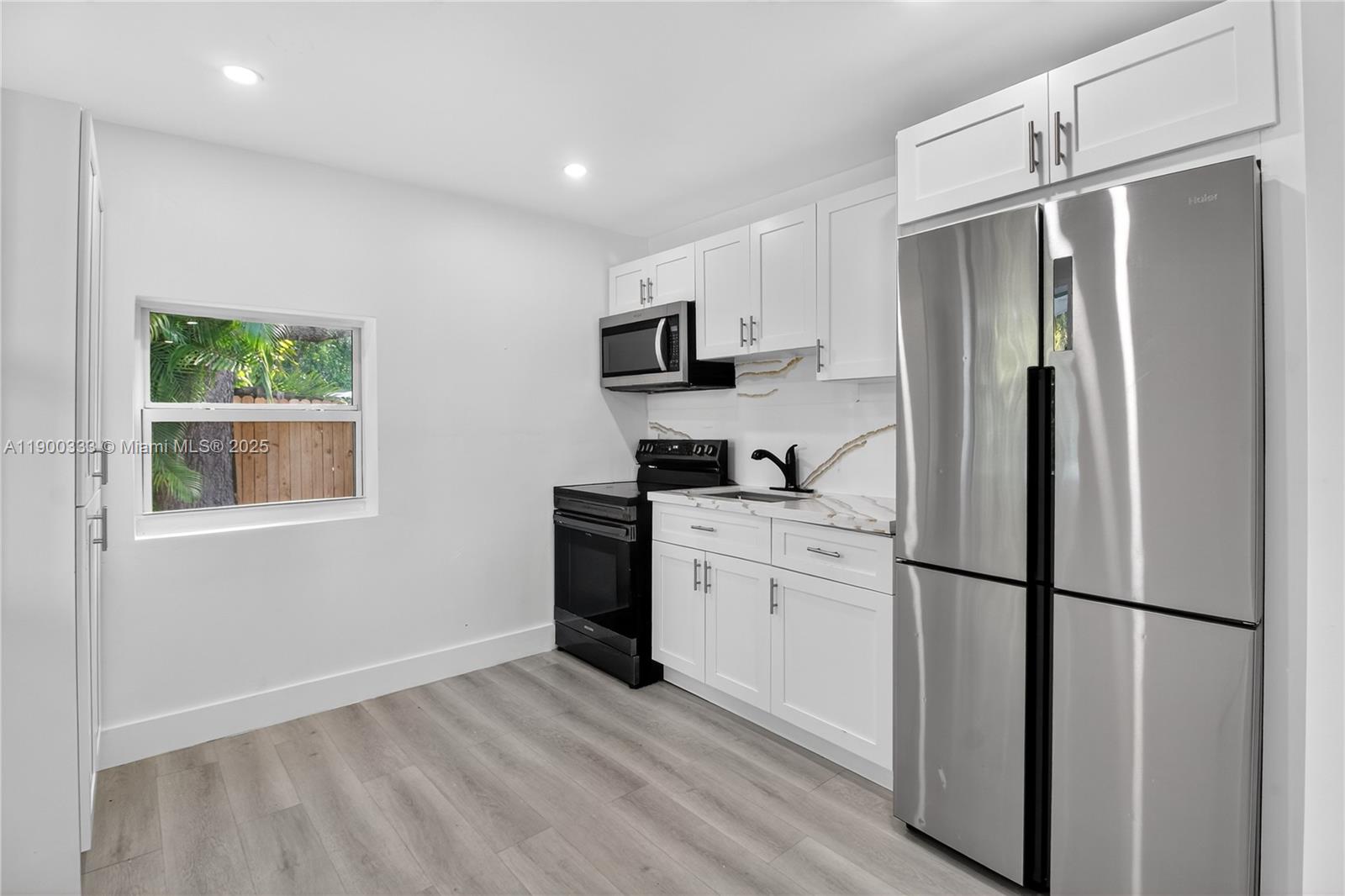 PINEWOOD PARK 2ND ADDN AM - Residential Lease