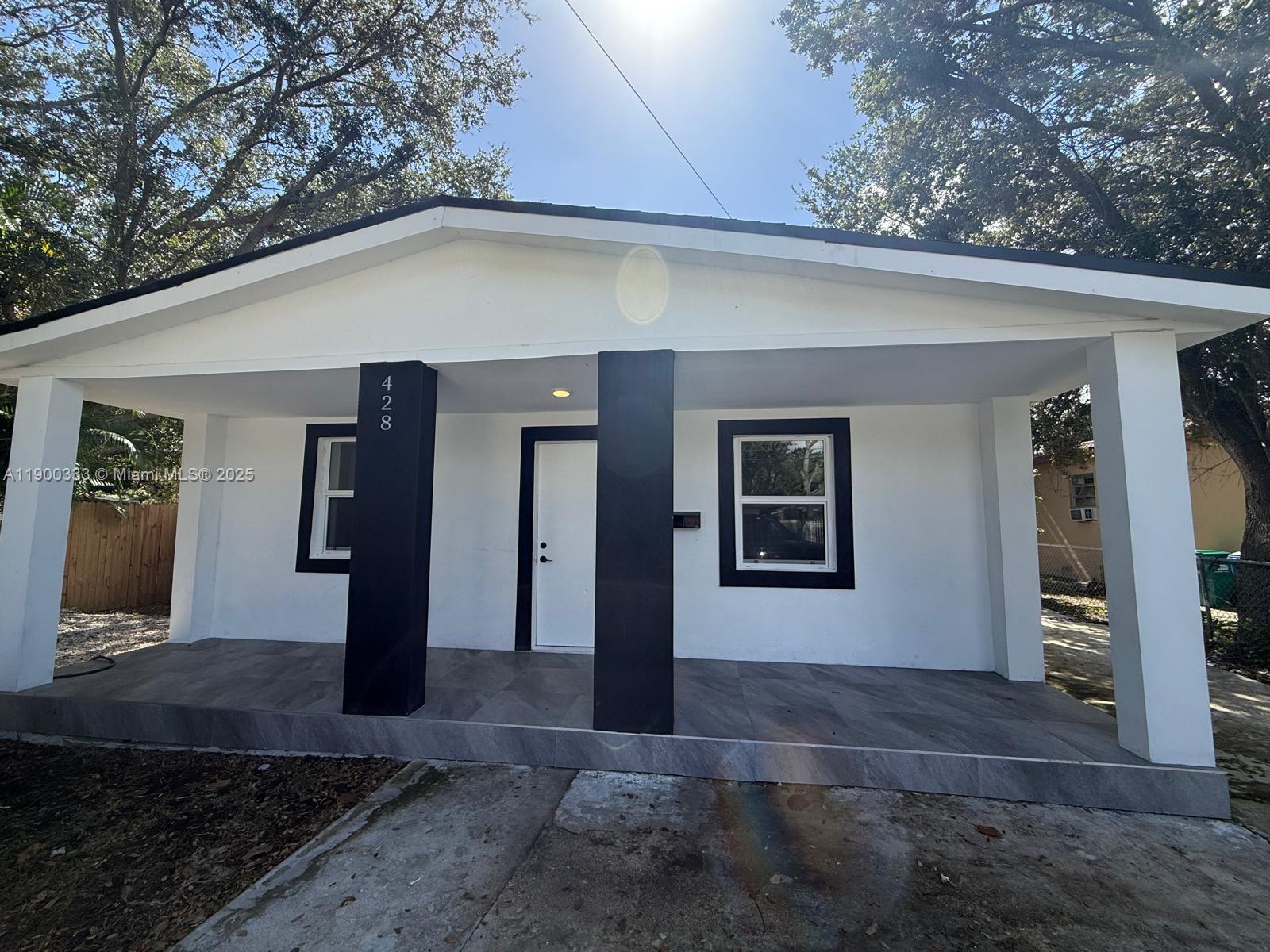 PINEWOOD PARK 2ND ADDN AM - Residential Lease