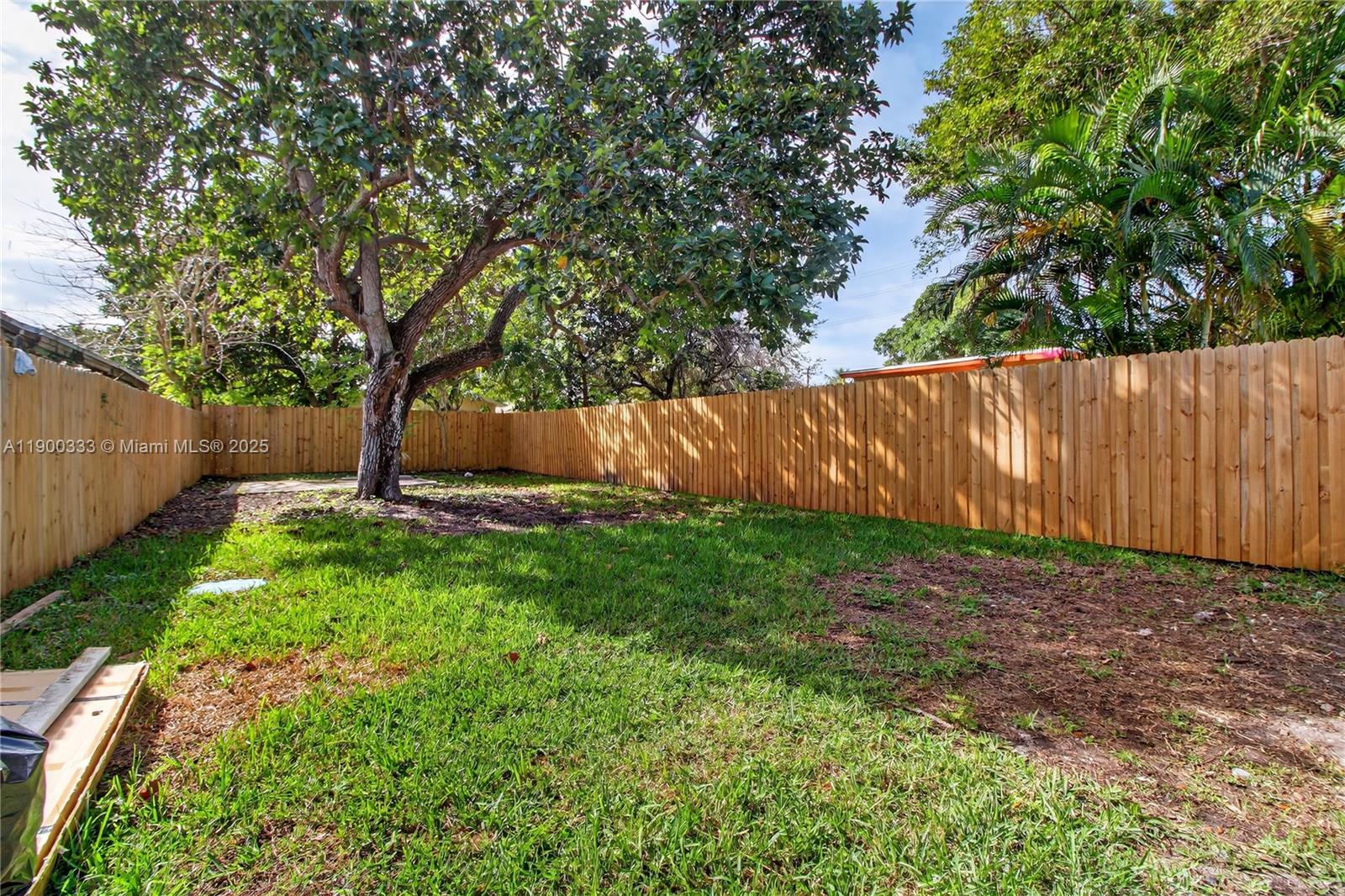 PINEWOOD PARK 2ND ADDN AM - Residential Lease