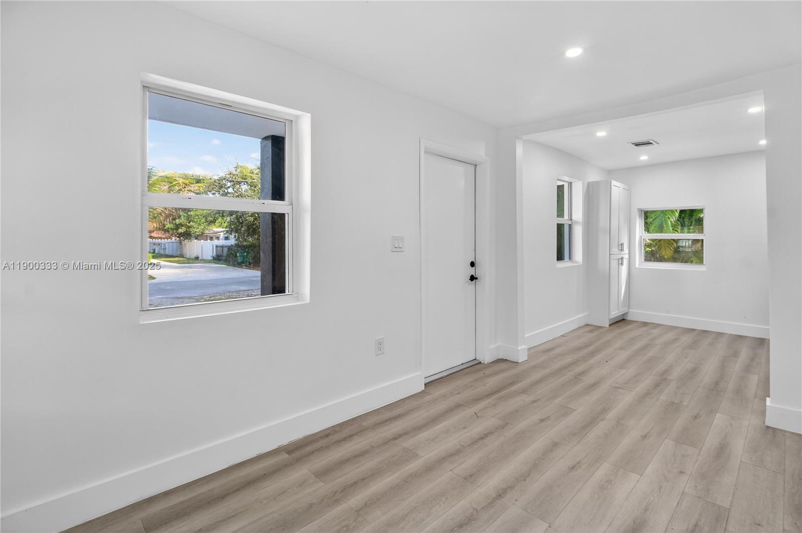 PINEWOOD PARK 2ND ADDN AM - Residential Lease