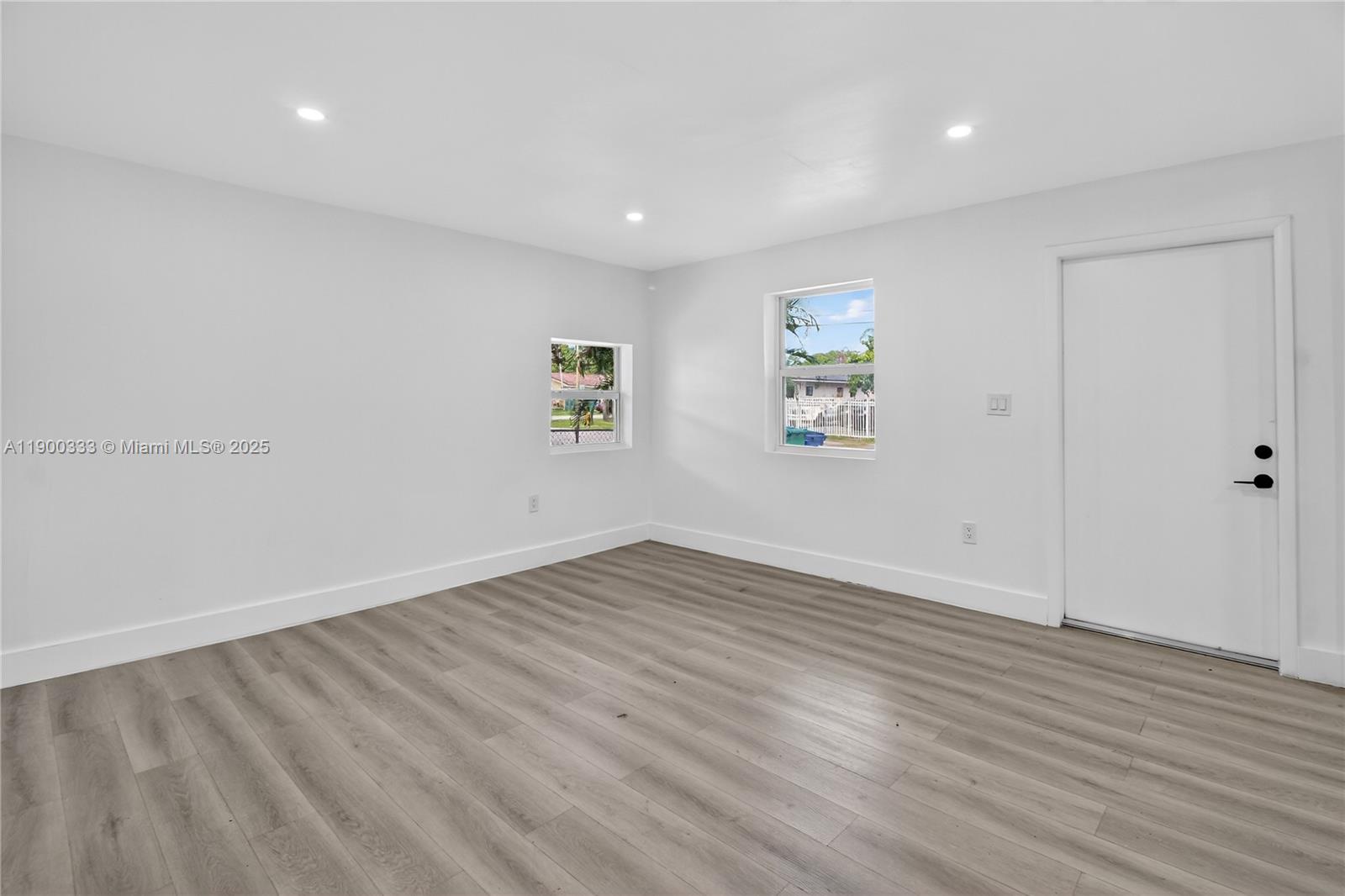 PINEWOOD PARK 2ND ADDN AM - Residential Lease