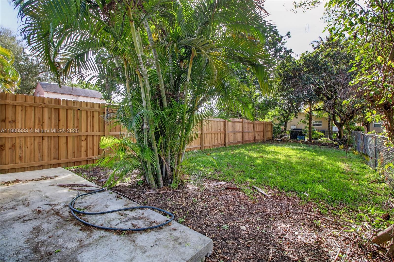 PINEWOOD PARK 2ND ADDN AM - Residential Lease