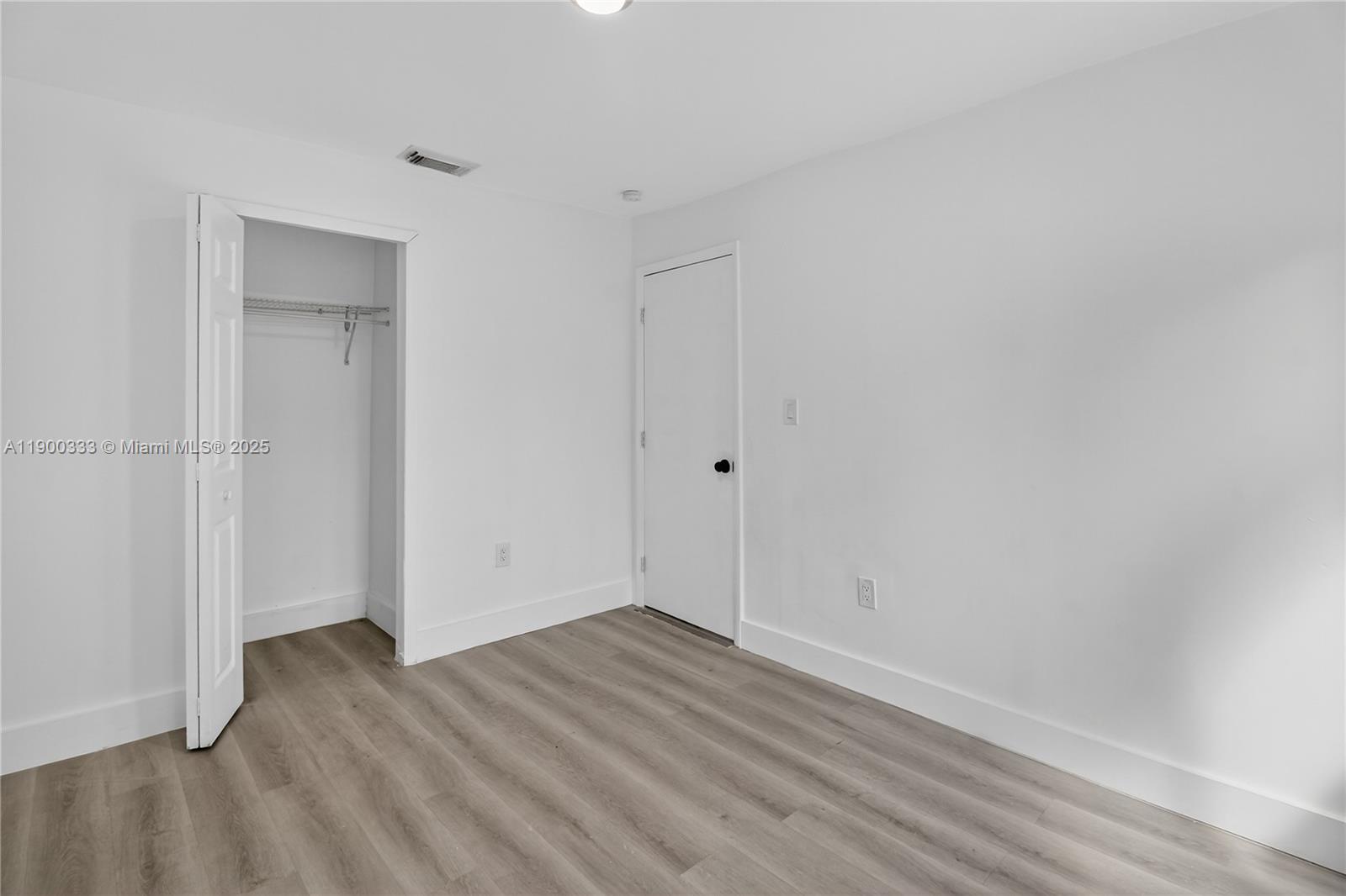 PINEWOOD PARK 2ND ADDN AM - Residential Lease