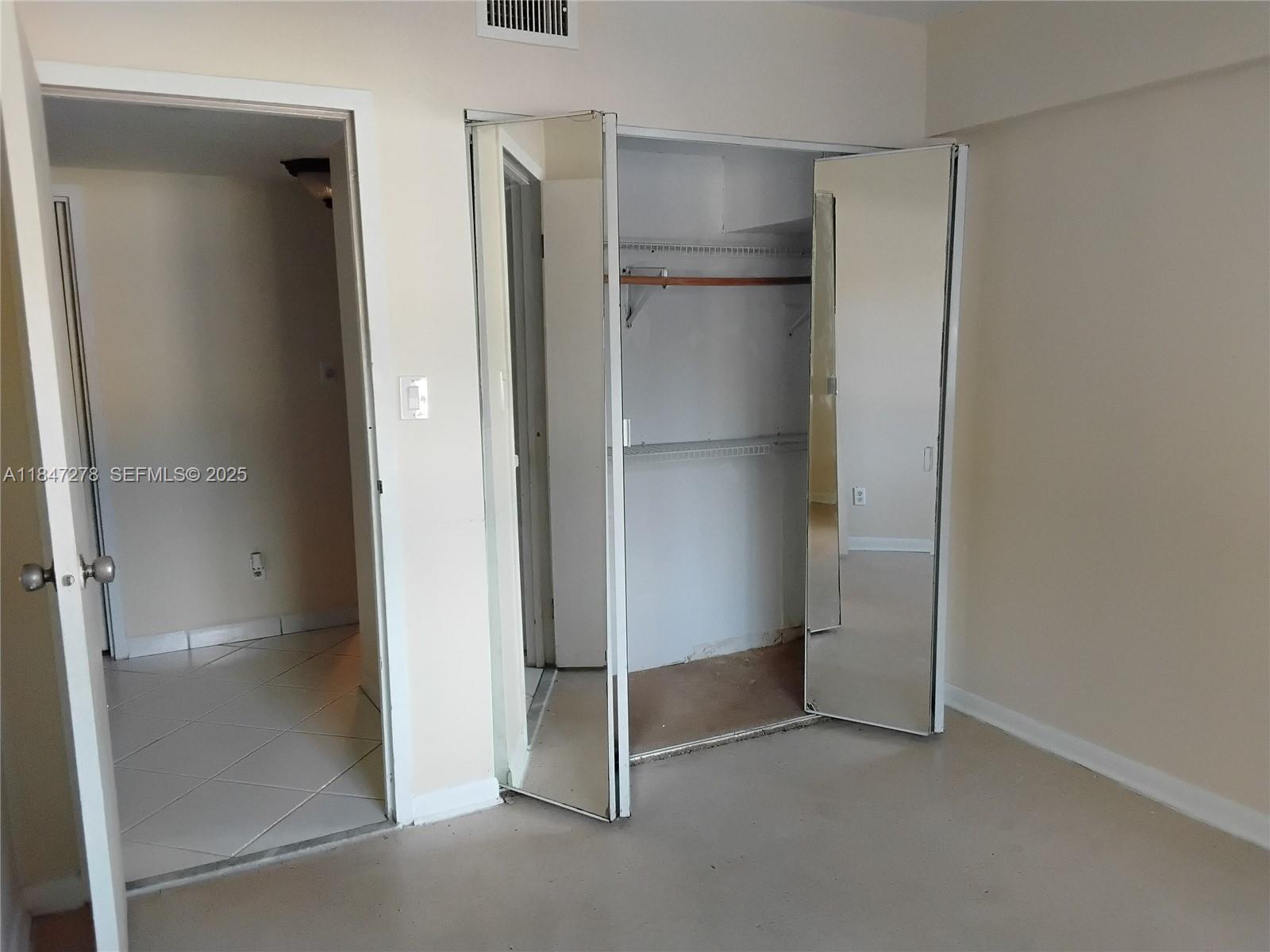 HAMPTON COURT CONDO - Residential