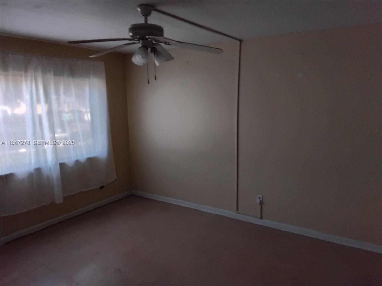 HAMPTON COURT CONDO - Residential