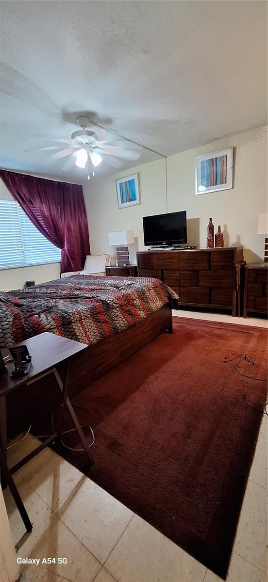 HAMPTON COURT CONDO - Residential