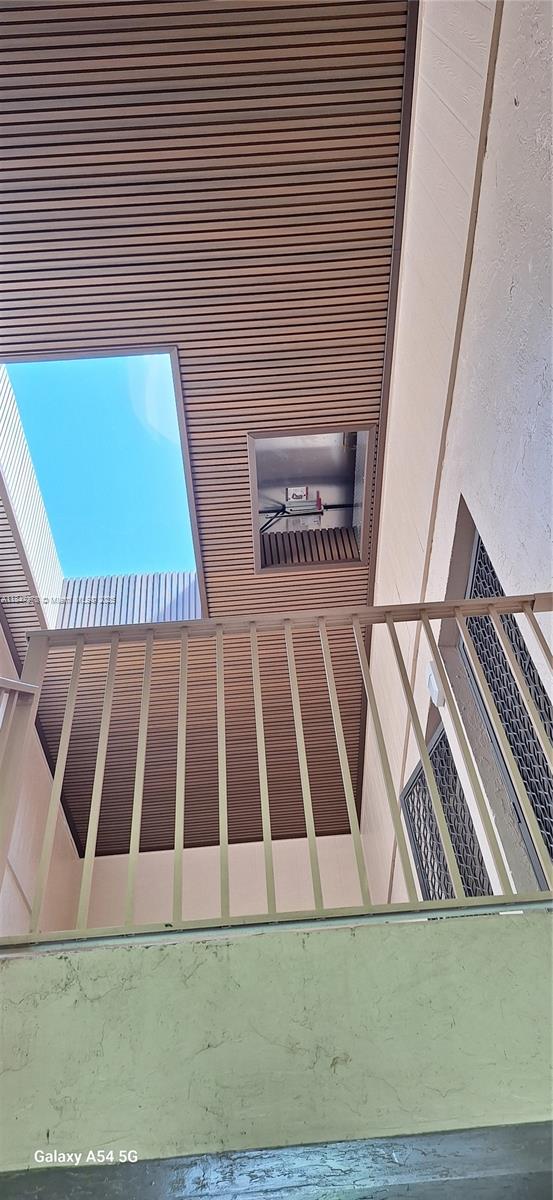 HAMPTON COURT CONDO - Residential